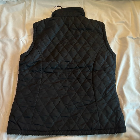 Reversible Vest - Picture 2 of 4